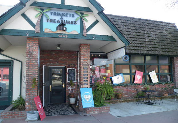 Trinkets and Treasures in Kingsburg, CA : RelyLocal
